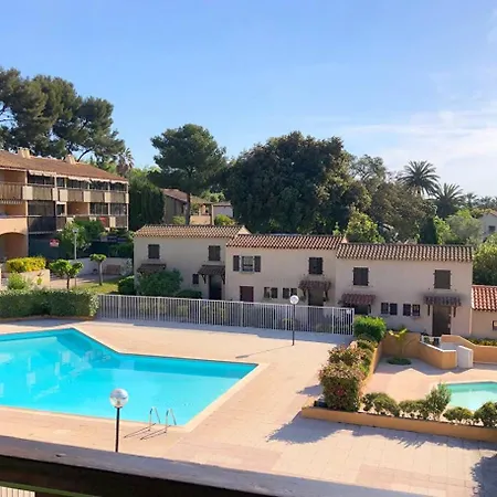 Joli T2 Proche Et Commodites La Seyne-sur-Mer