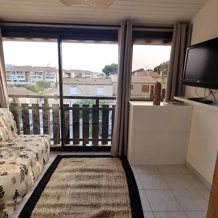 Joli T2 Proche Et Commodites Apartmán